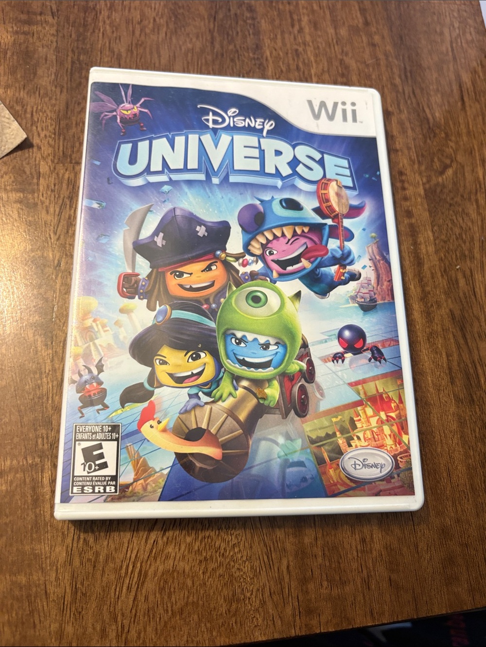 Disney Universe Wii Game - Blue/White Cover